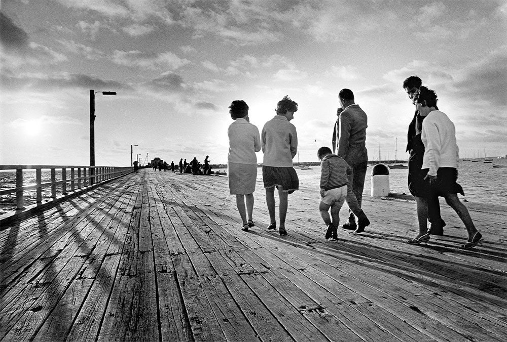 Saturday arvo, St. Kilda Pier, Melbourne, 1961 Saturday arvo, St. Kilda Pier, Melbourne, 1961